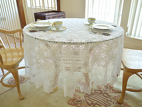 Crochet 108" x 108" Round Tablecloth. White.